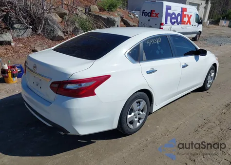 2018 Nissan Altima 2.5 S из США, поврежденный, VIN 1N4AL3AP0JC167585
